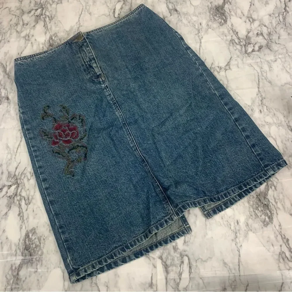 Vintage Loft Embroidered floral Denim Jean Skirt 100% Cotton Low rise Size 8